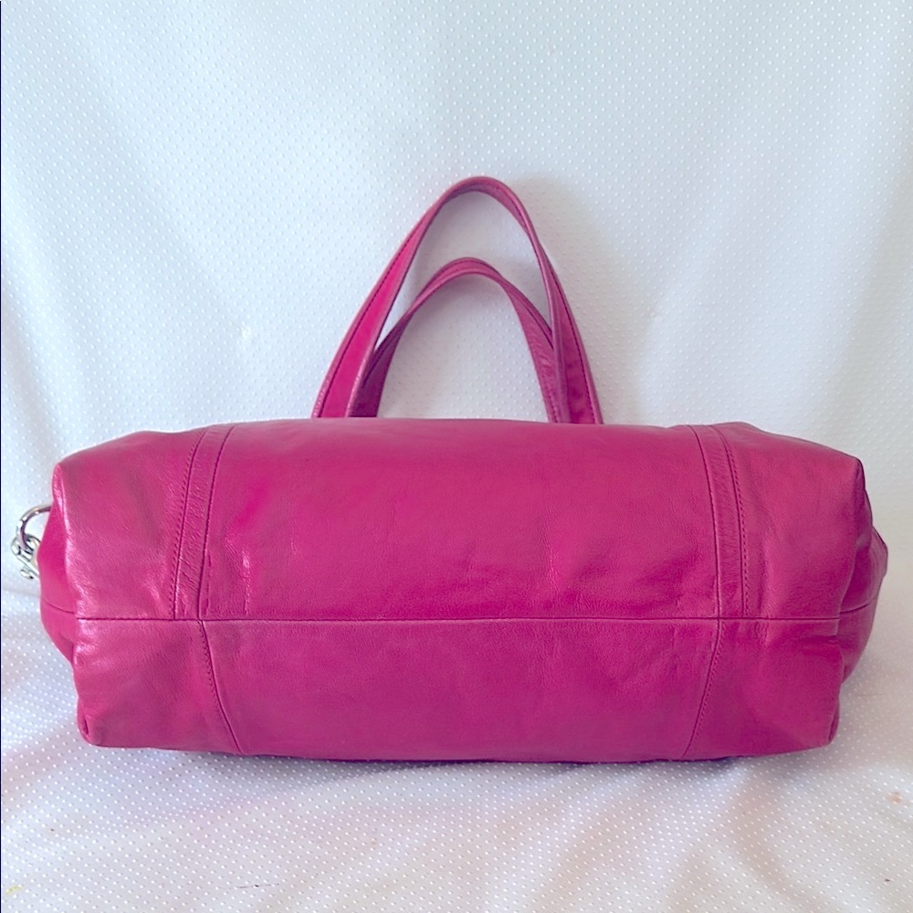 RARE COACH POPPY ROCKER LEGACY Leather Bag with long strap & charm - Picture 6 of 15